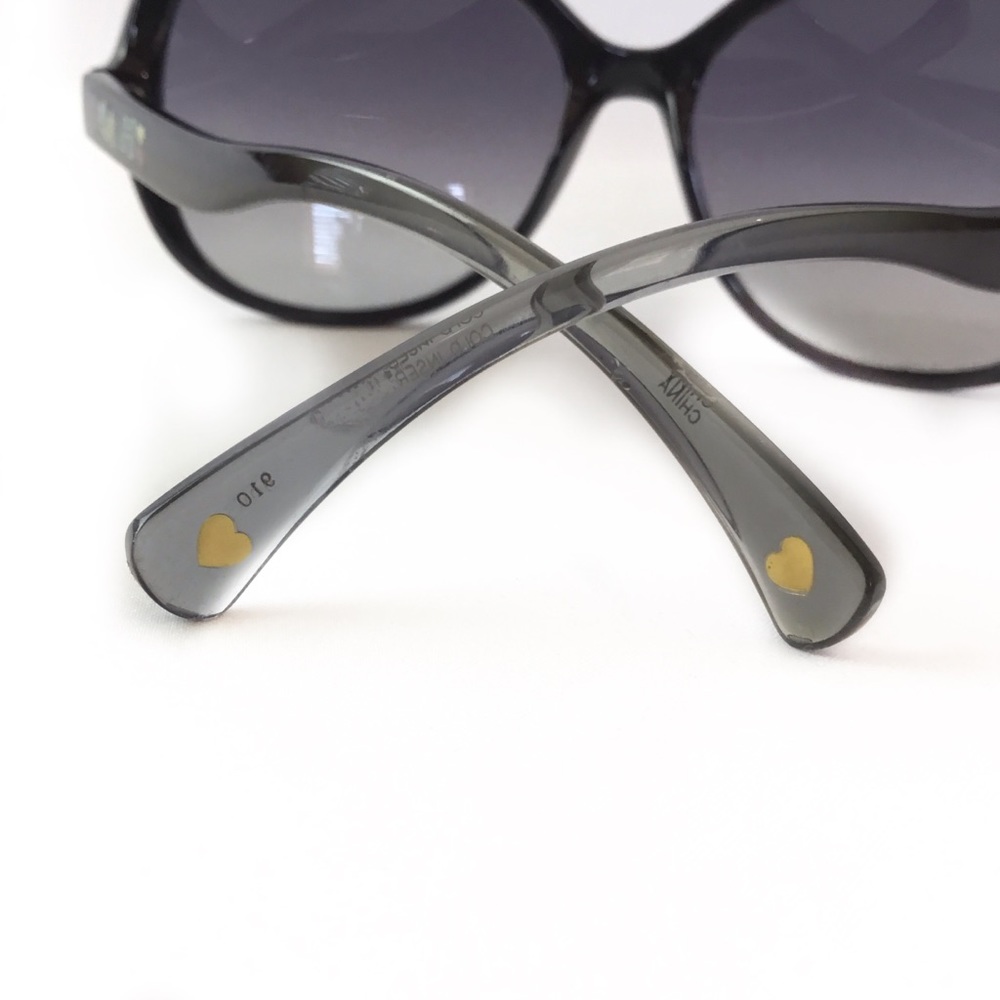 COACH Poppy Sunglasses (S3004) with Poppy Case - Picture 4 of 8